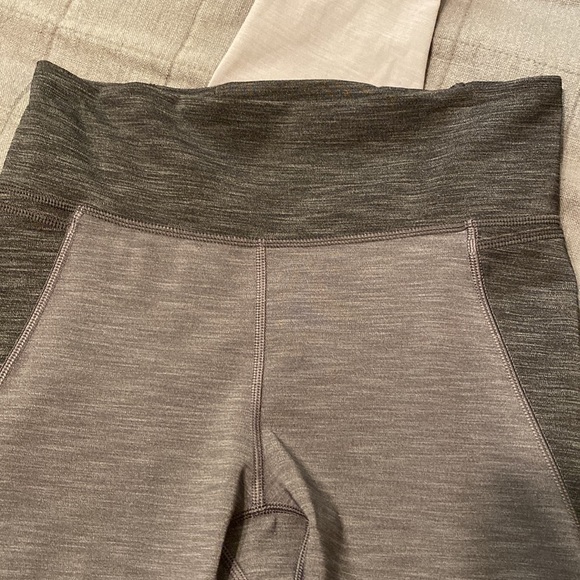 Lululemon Early Extension High Rise Legging - Picture 3 of 12